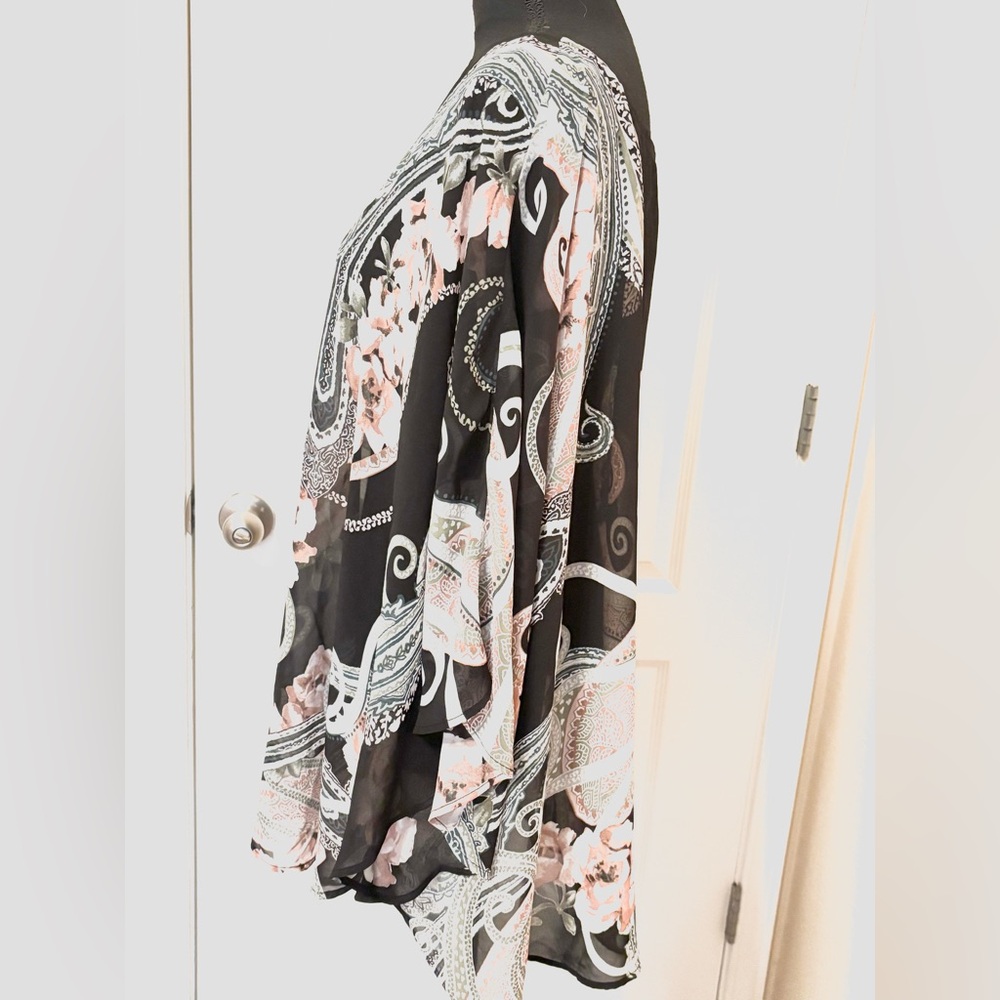 Bob Mackie 3X Black Sheer Rose Paisley Poncho Kimono topper pink floral flutter - Picture 8 of 14